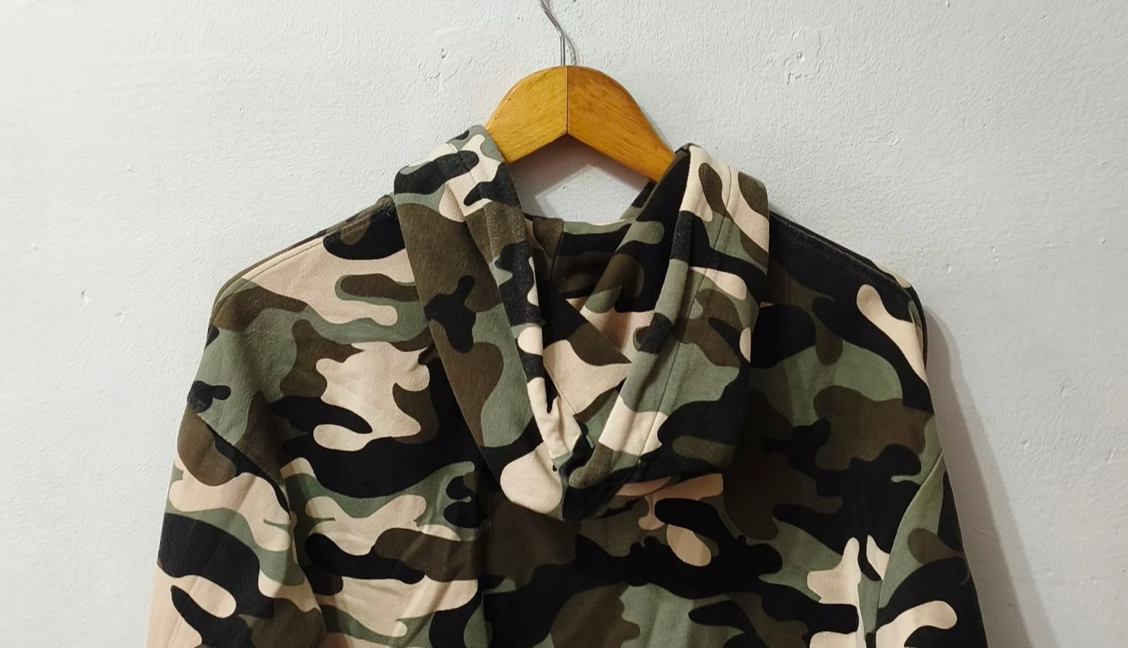 Cropped camouflage hoodie Bershka dames Maat S – photo 7